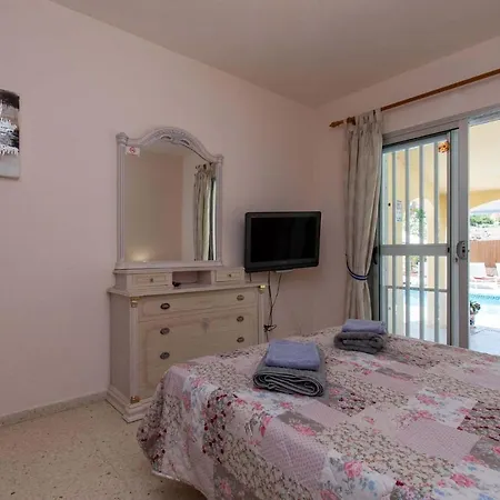 Villa Naranjo